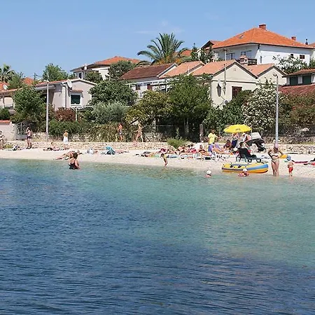 Sarabi Lägenhet Trogir